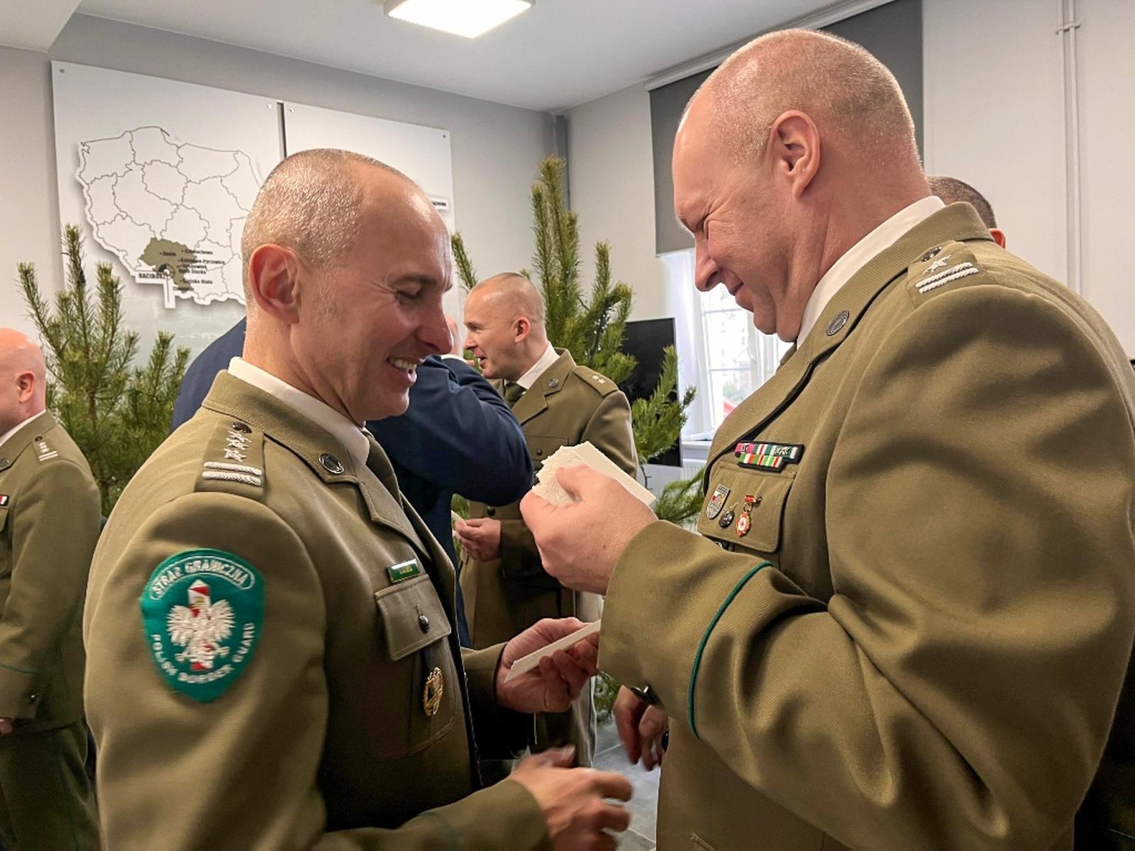 Zdjęcie w galerii na portalu naszraciborz.pl: Spotkanie opłatkowe w Śląskim Oddziale Straży Granicznej w Raciborzu wiadomości z regionu