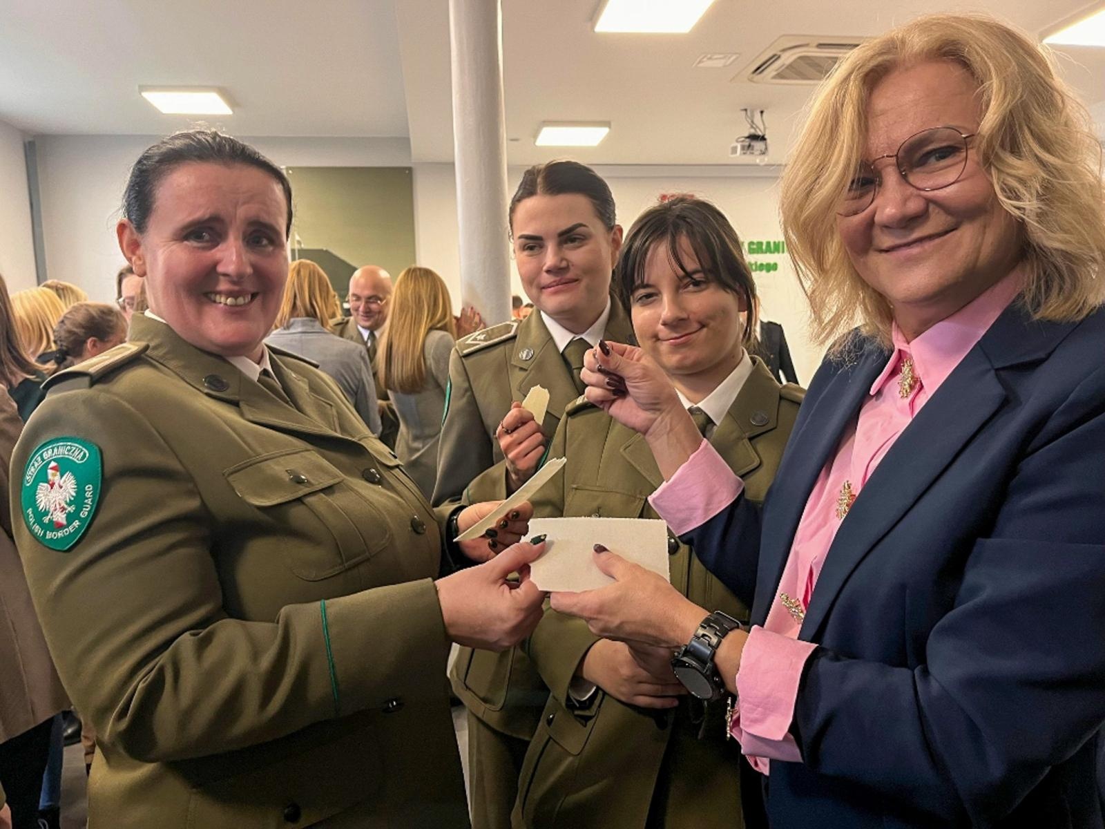 Zdjęcie w galerii na portalu naszraciborz.pl: Spotkanie opłatkowe w Śląskim Oddziale Straży Granicznej w Raciborzu wiadomości z regionu