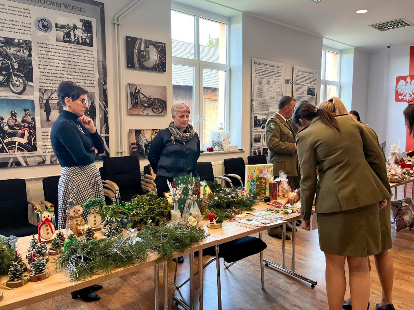 Zdjęcie w galerii na portalu naszraciborz.pl: Spotkanie opłatkowe w Śląskim Oddziale Straży Granicznej w Raciborzu wiadomości z regionu