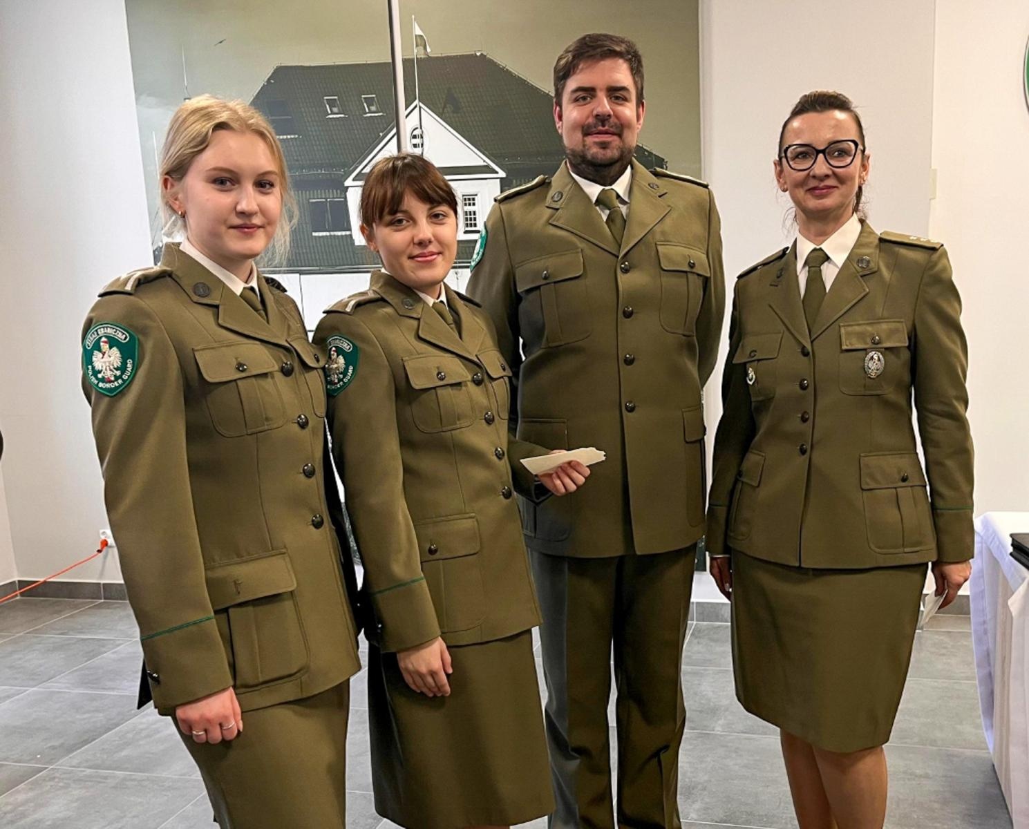 Zdjęcie w galerii na portalu naszraciborz.pl: Spotkanie opłatkowe w Śląskim Oddziale Straży Granicznej w Raciborzu wiadomości z regionu