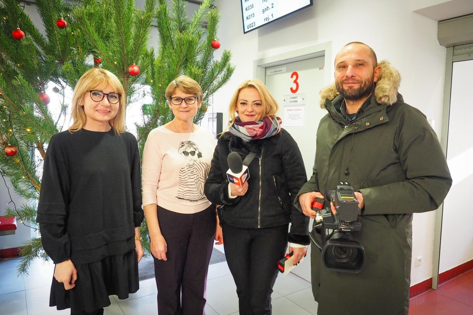 Zdjęcie w galerii na portalu naszraciborz.pl: Choinka dla życia także w Raciborzu. Duże zainteresowanie akcją honorowego krwiodawstwa [FOTO i WIDEO] wiadomości z regionu