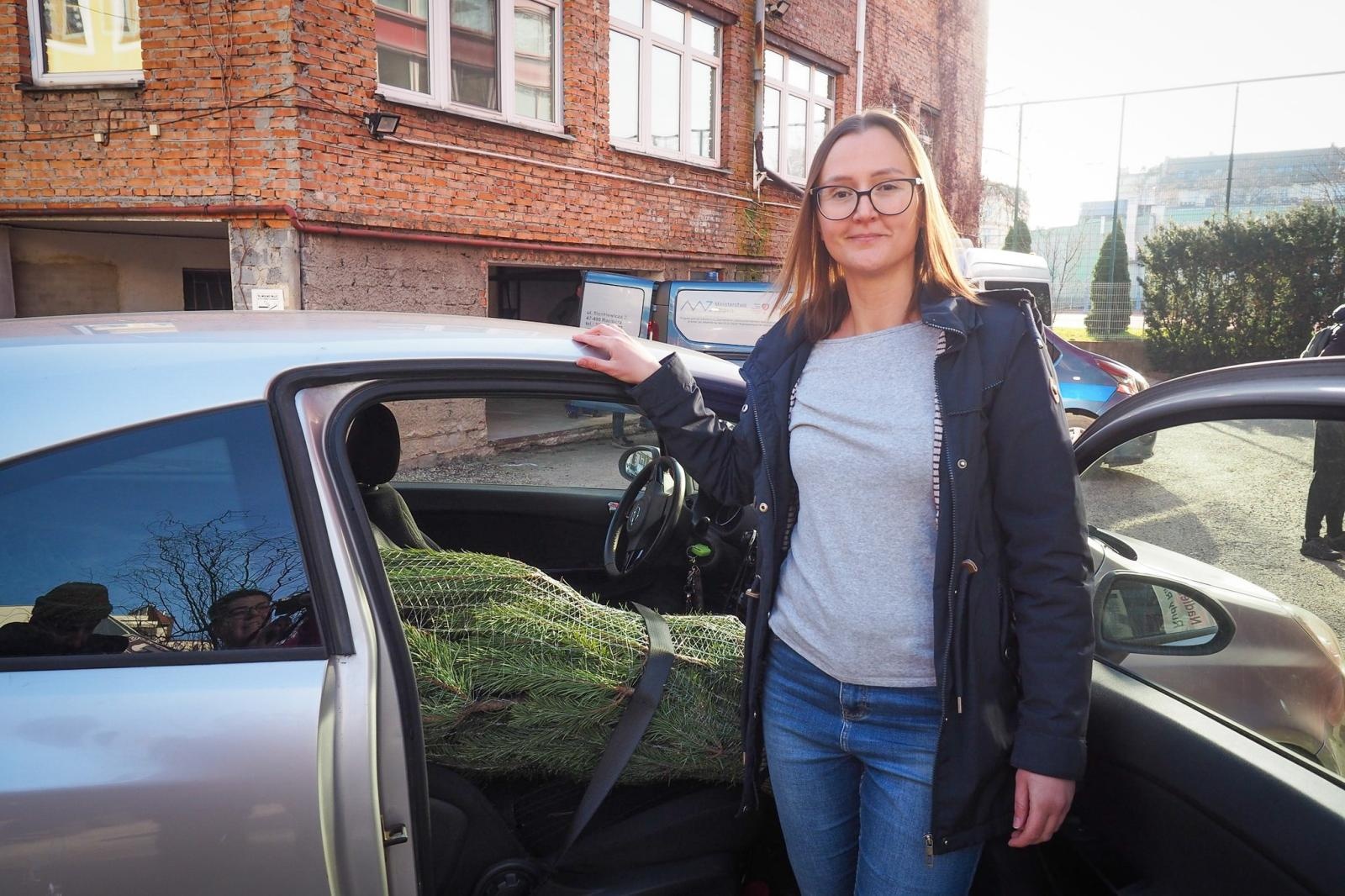 Zdjęcie w galerii na portalu naszraciborz.pl: Choinka dla życia także w Raciborzu. Duże zainteresowanie akcją honorowego krwiodawstwa [FOTO i WIDEO] wiadomości z regionu