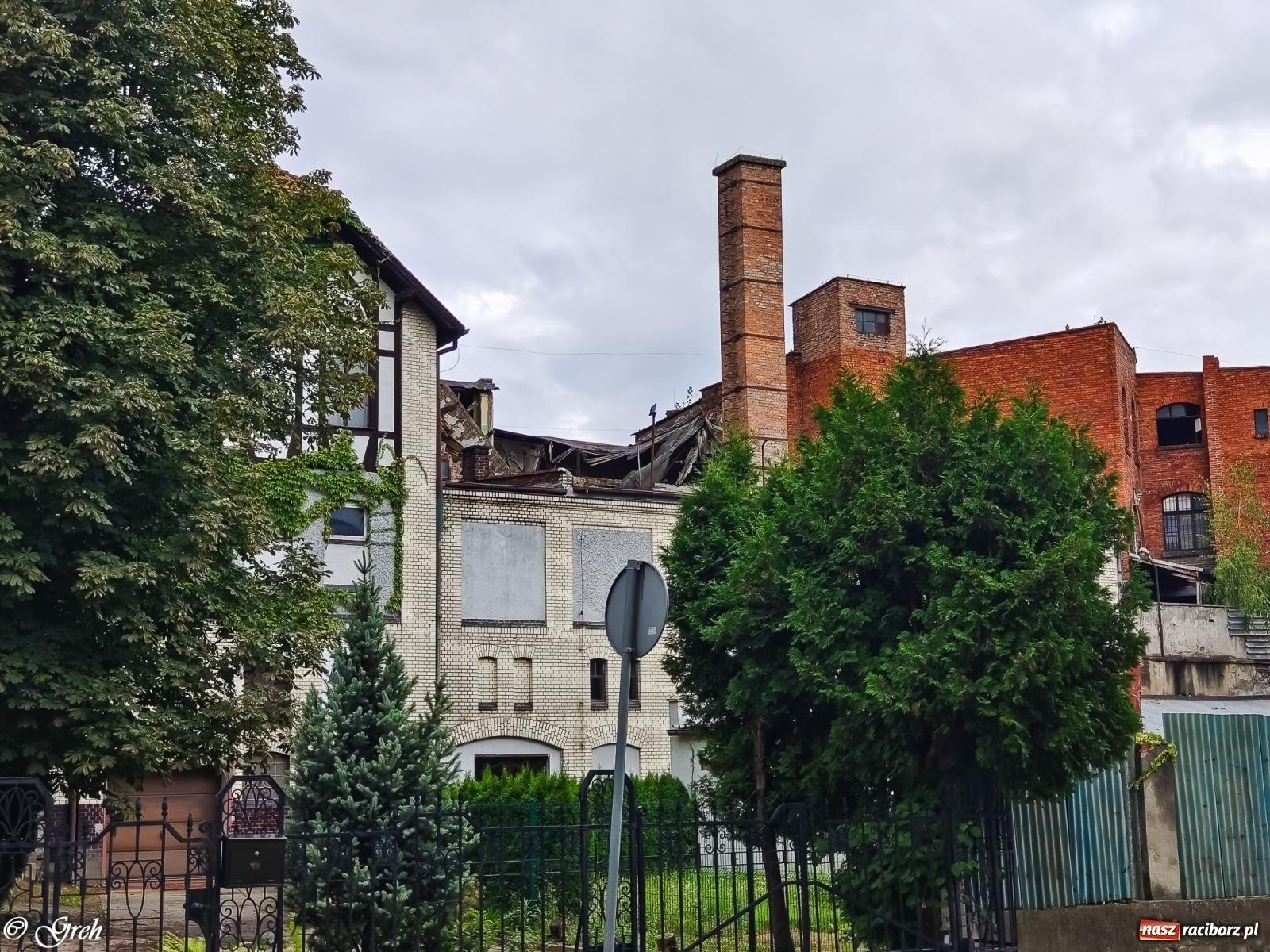 Zdjęcie w galerii na portalu naszraciborz.pl: Dawna winiarnia Przyszkowskich przy Zborowej wystawiona na sprzedaż wiadomości z regionu