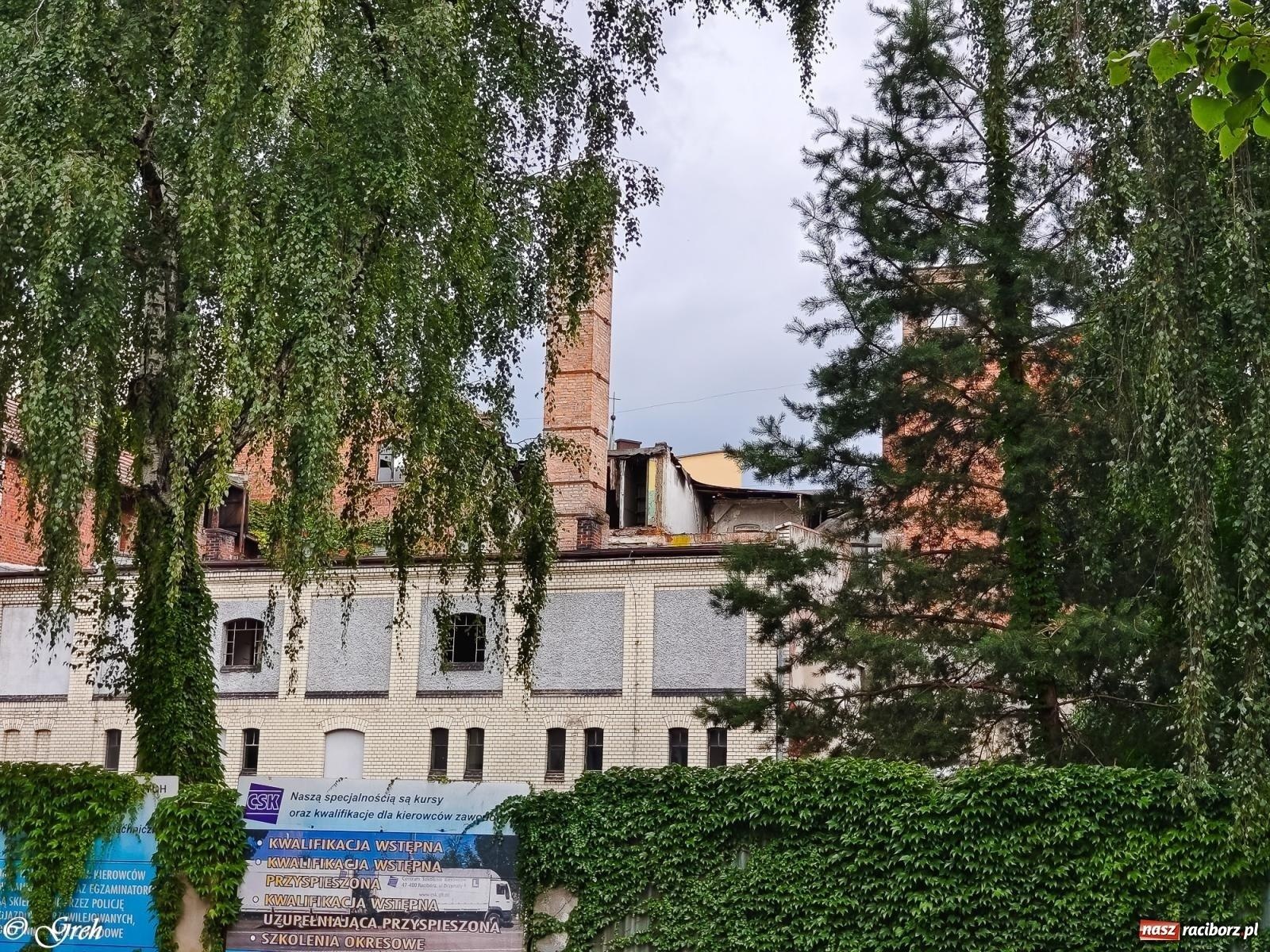 Zdjęcie w galerii na portalu naszraciborz.pl: Dawna winiarnia Przyszkowskich przy Zborowej wystawiona na sprzedaż wiadomości z regionu