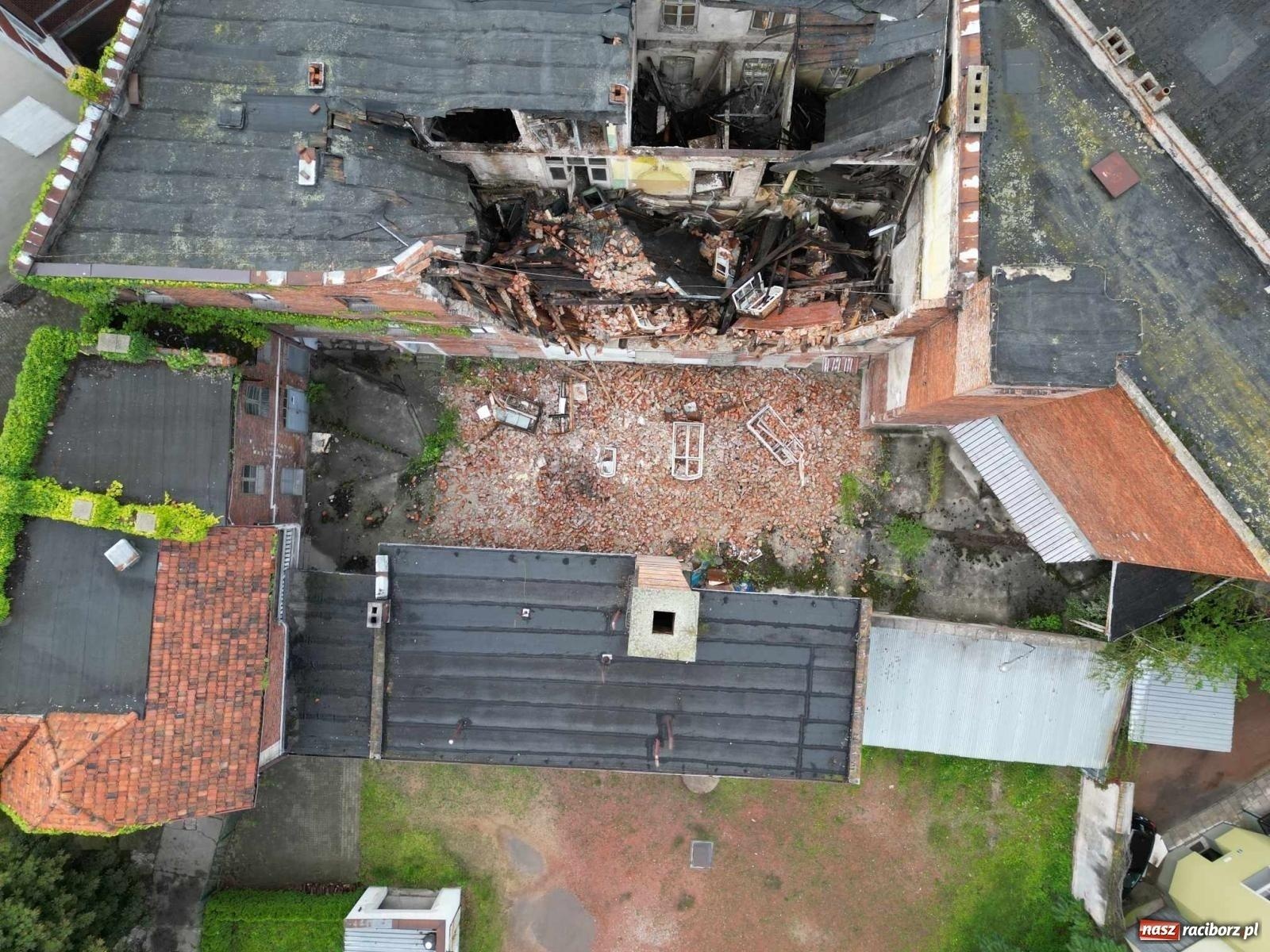 Zdjęcie w galerii na portalu naszraciborz.pl: Dawna winiarnia Przyszkowskich przy Zborowej wystawiona na sprzedaż wiadomości z regionu