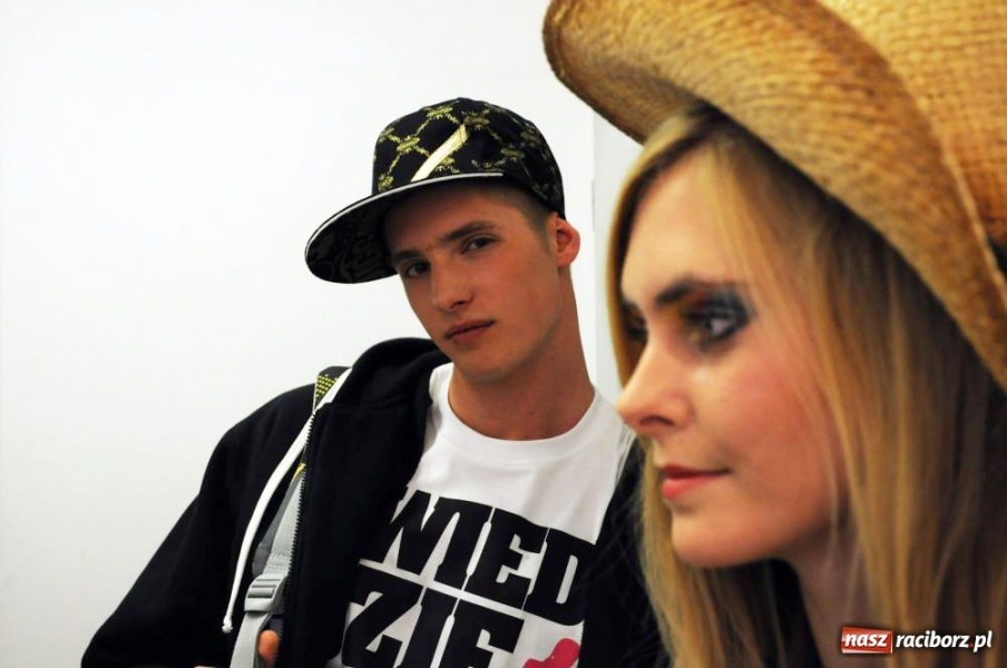 Zdjęcie w galerii na portalu naszraciborz.pl: Raciborzanie na pokazie mody w Młyńskiej wiadomości z regionu