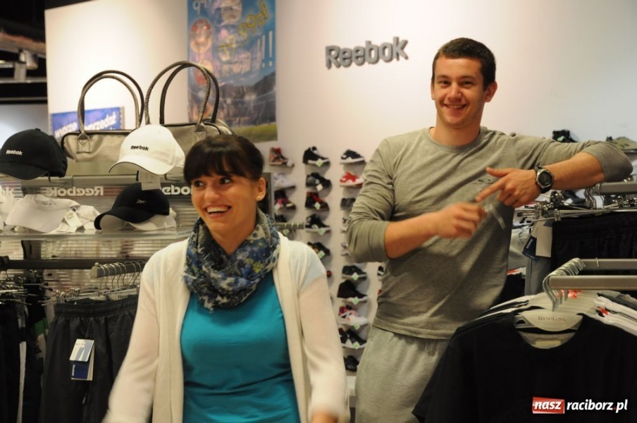 Zdjęcie w galerii na portalu naszraciborz.pl: Raciborzanie na pokazie mody w Młyńskiej wiadomości z regionu