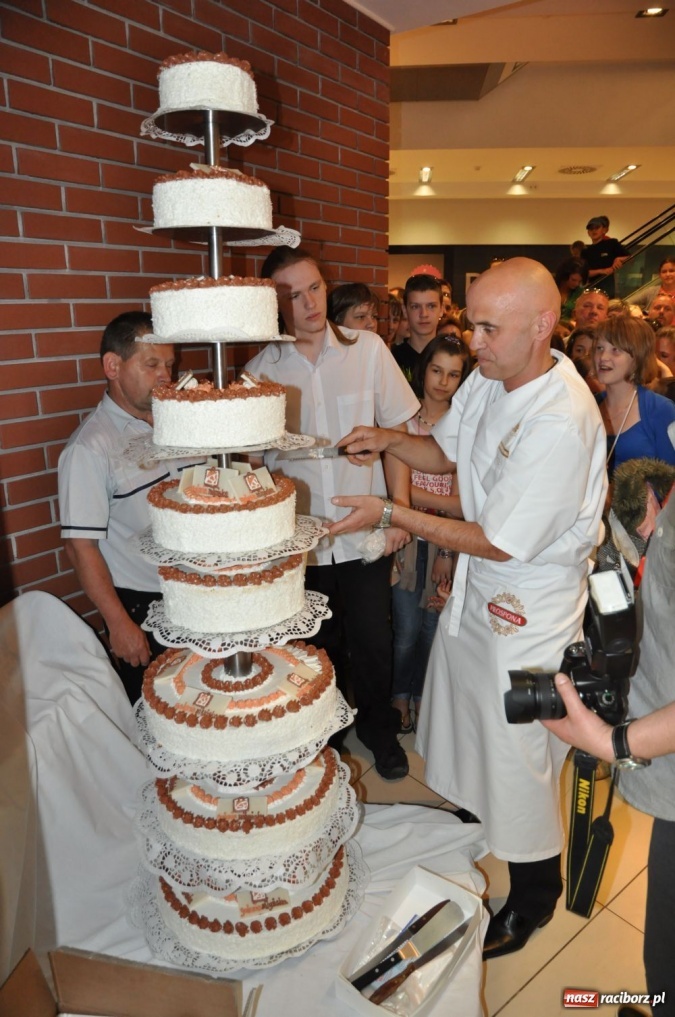 Zdjęcie w galerii na portalu naszraciborz.pl: Raciborzanie na pokazie mody w Młyńskiej wiadomości z regionu
