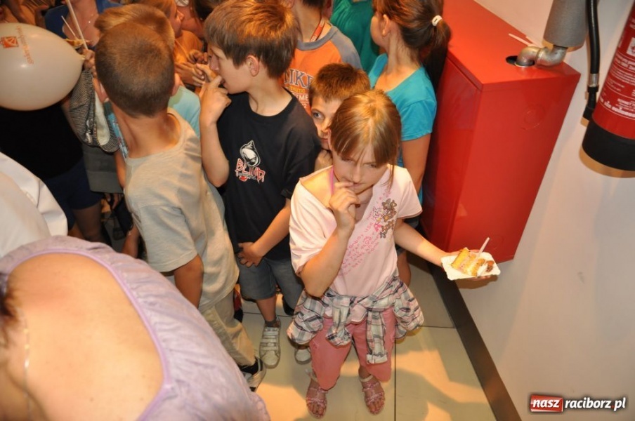 Zdjęcie w galerii na portalu naszraciborz.pl: Raciborzanie na pokazie mody w Młyńskiej wiadomości z regionu