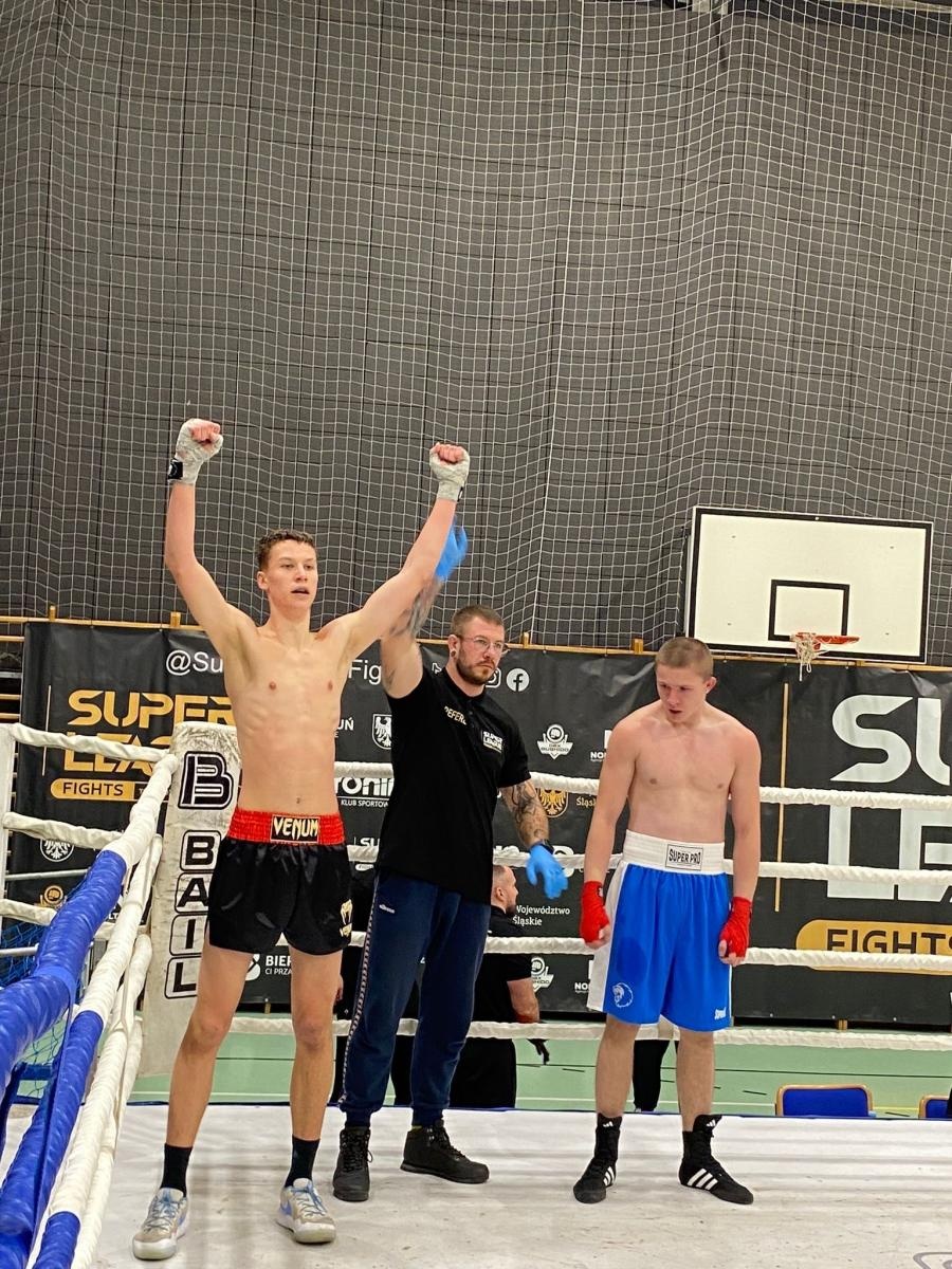 Zdjęcie w galerii na portalu naszraciborz.pl: Bartula Fight Club z solidnym występem na gali Super League Fights w Bieruniu wiadomości z regionu