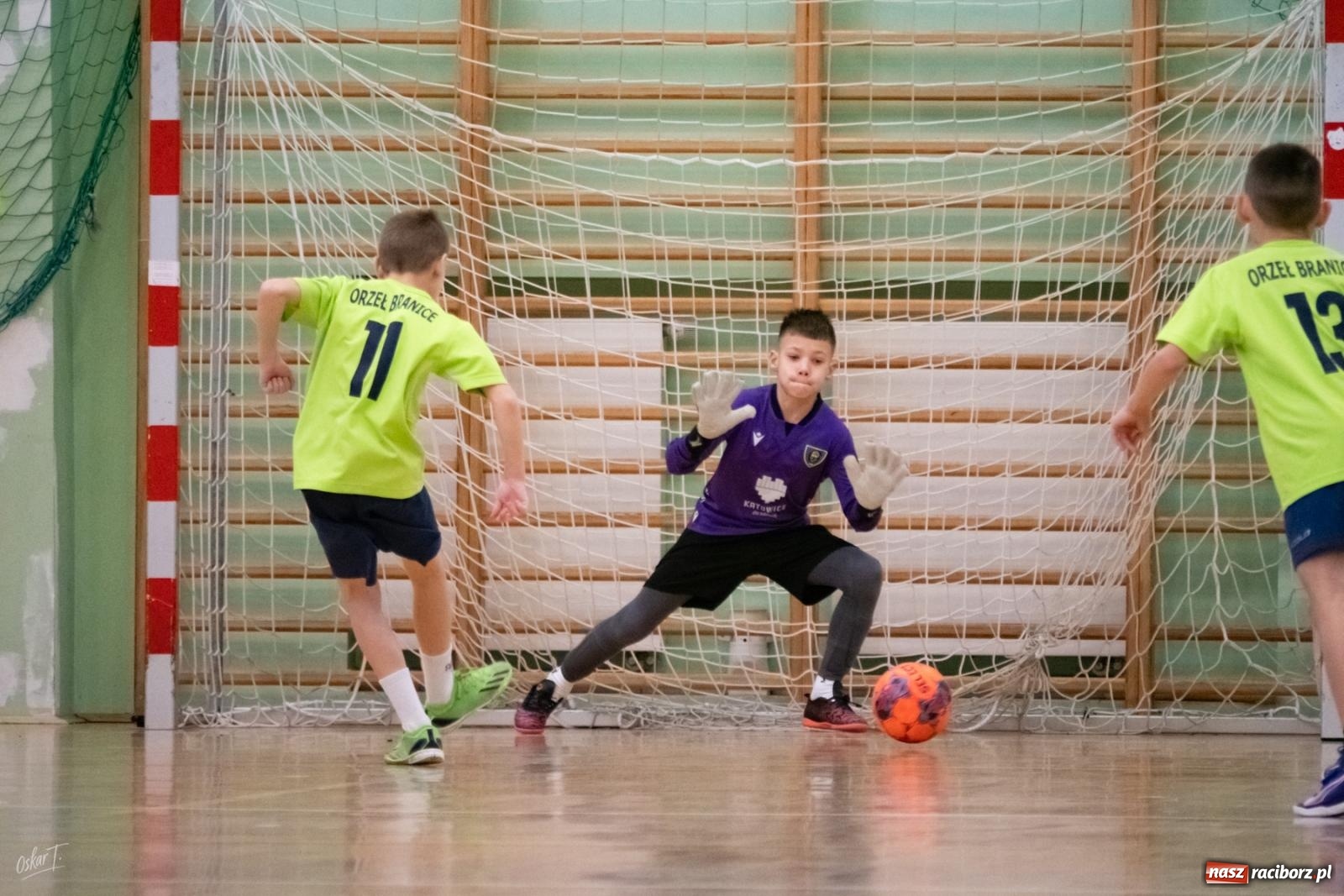 Zdjęcie w galerii na portalu naszraciborz.pl: Winter Futsal Cup rocznika 2014. Międzynarodowa rywalizacja w Raciborzu [FOTO] wiadomości z regionu