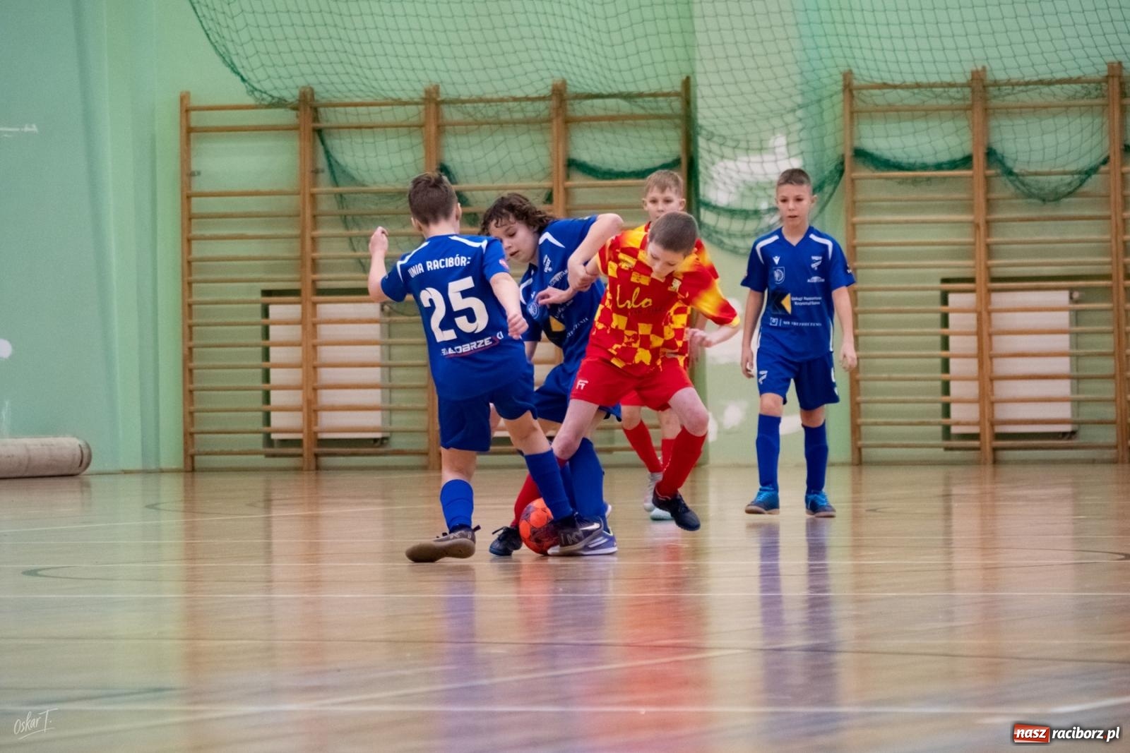 Zdjęcie w galerii na portalu naszraciborz.pl: Winter Futsal Cup rocznika 2014. Międzynarodowa rywalizacja w Raciborzu [FOTO] wiadomości z regionu