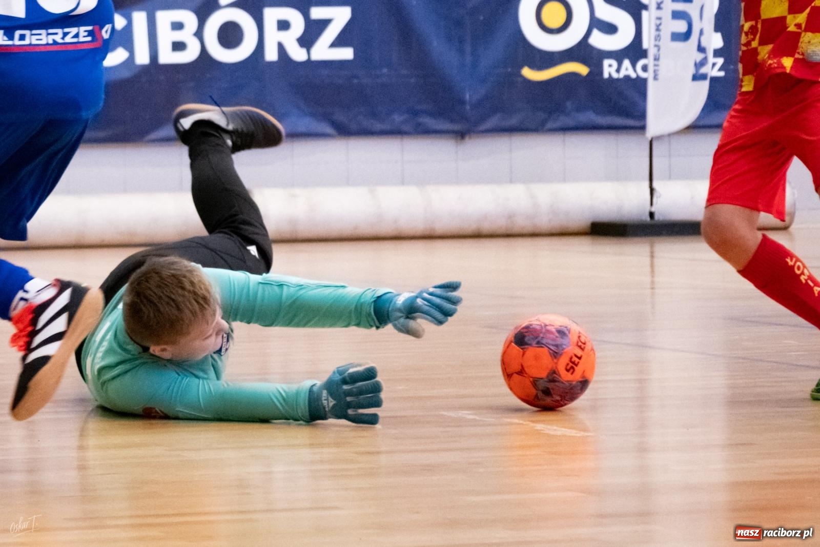 Zdjęcie w galerii na portalu naszraciborz.pl: Winter Futsal Cup rocznika 2014. Międzynarodowa rywalizacja w Raciborzu [FOTO] wiadomości z regionu