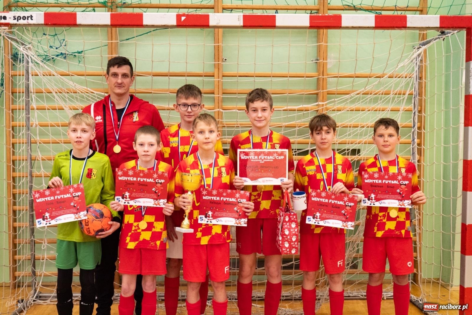 Zdjęcie w galerii na portalu naszraciborz.pl: Winter Futsal Cup rocznika 2014. Międzynarodowa rywalizacja w Raciborzu [FOTO] wiadomości z regionu