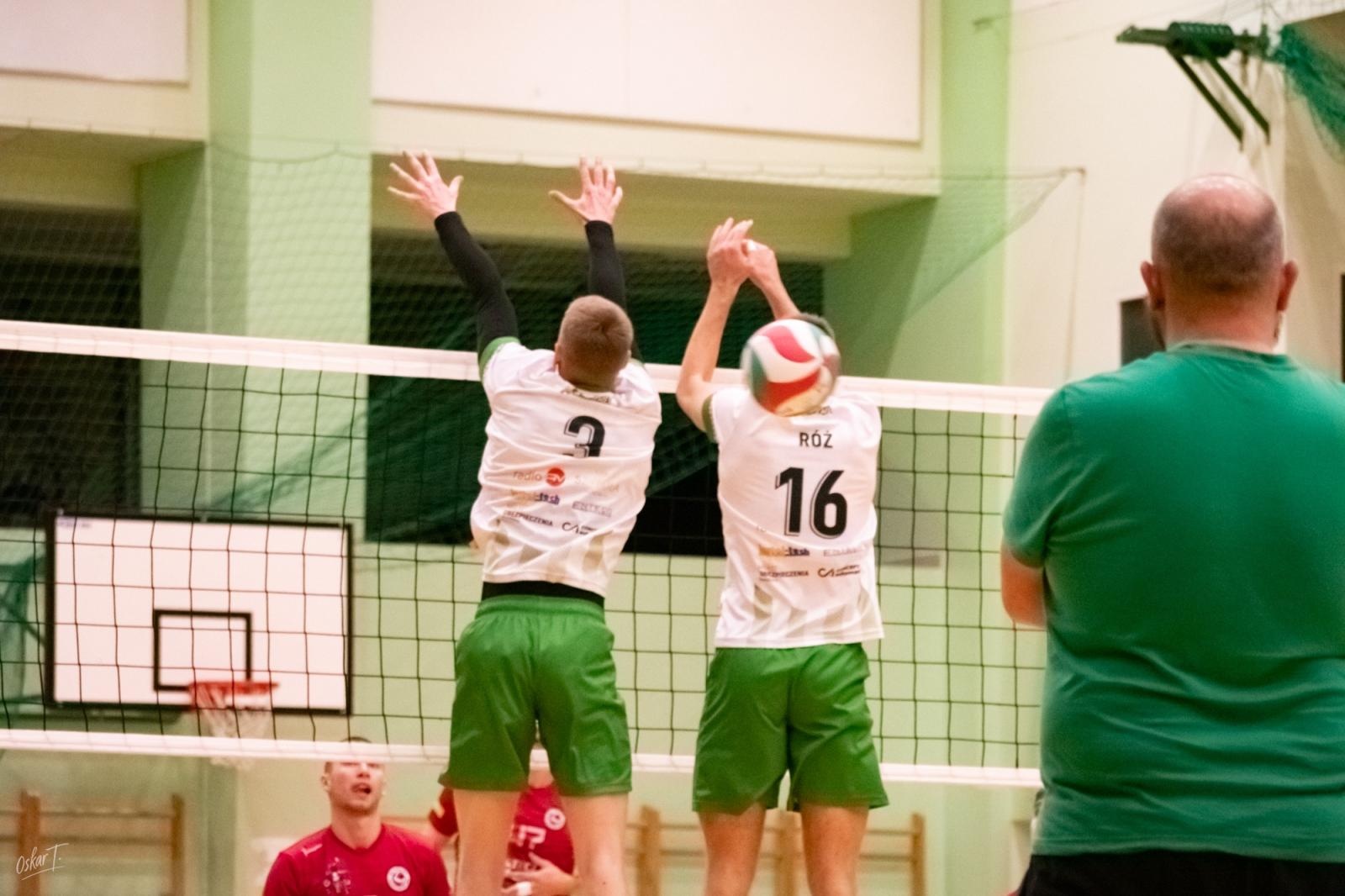 Zdjęcie w galerii na portalu naszraciborz.pl: Pięciosetowy thriller w hali przy Łąkowej. KS Racibórz zakończył rok zwycięstwem [FOTO] wiadomości z regionu