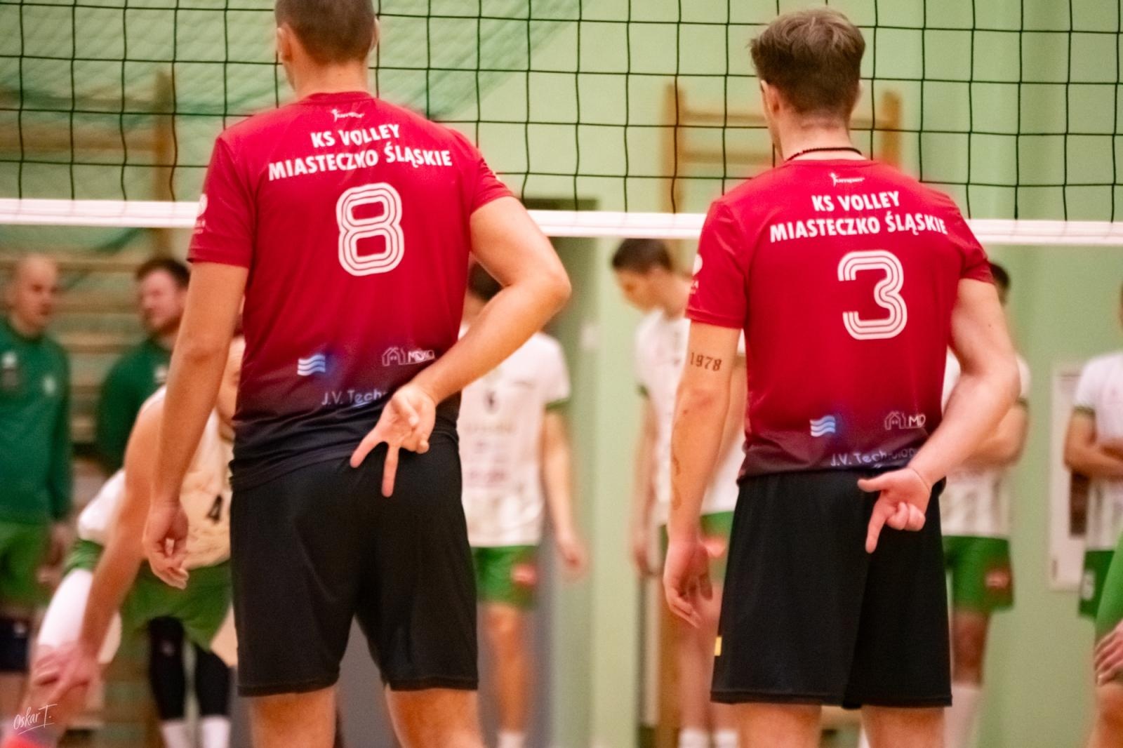 Zdjęcie w galerii na portalu naszraciborz.pl: Pięciosetowy thriller w hali przy Łąkowej. KS Racibórz zakończył rok zwycięstwem [FOTO] wiadomości z regionu