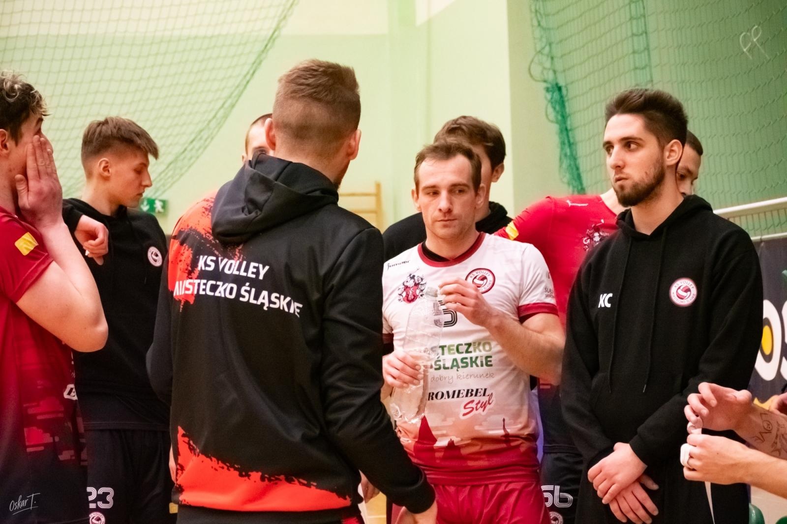 Zdjęcie w galerii na portalu naszraciborz.pl: Pięciosetowy thriller w hali przy Łąkowej. KS Racibórz zakończył rok zwycięstwem [FOTO] wiadomości z regionu