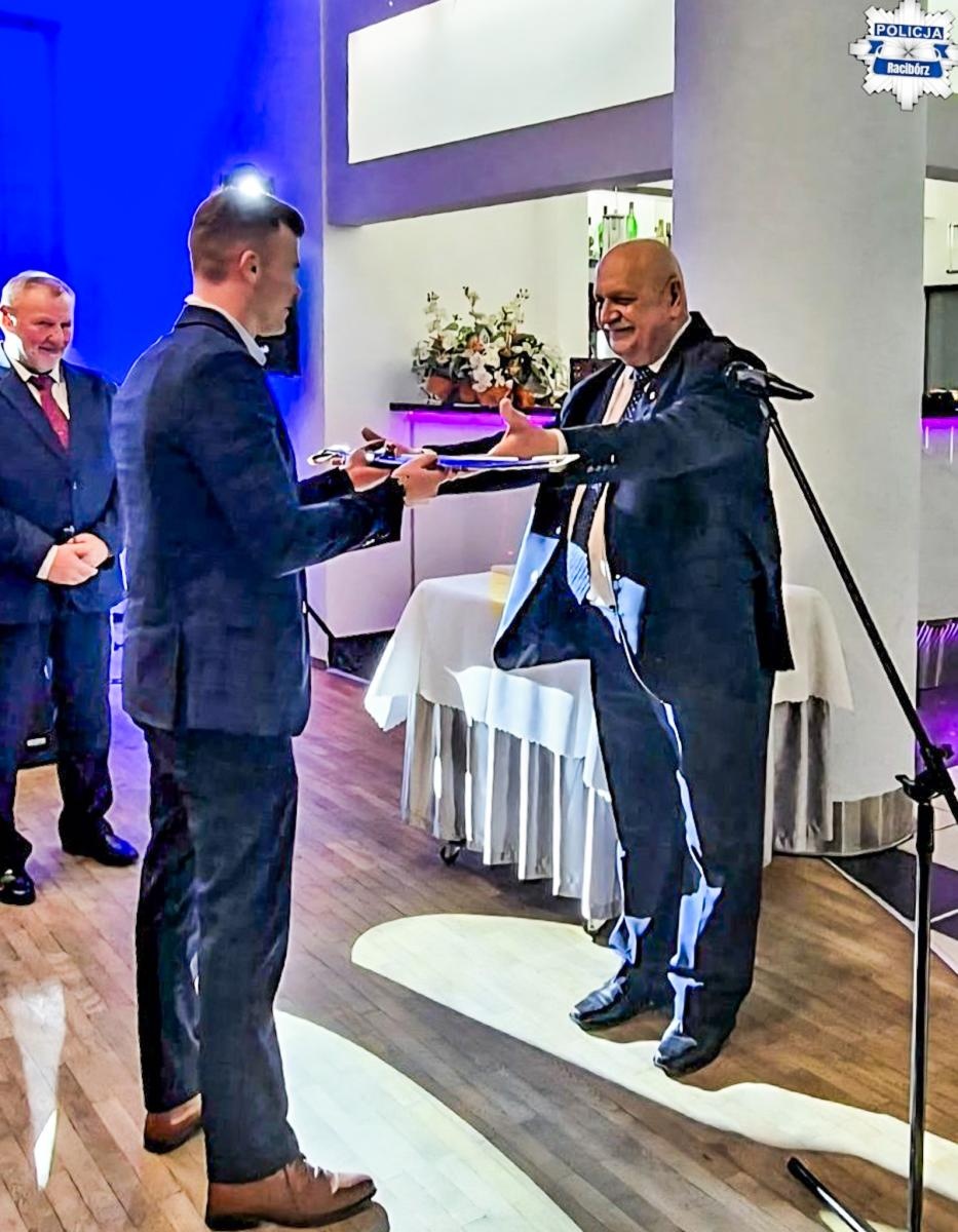 Zdjęcie w galerii na portalu naszraciborz.pl: Uroczyste spotkanie raciborskiego koła Stowarzyszenia Emerytów i Rencistów Policyjnych wiadomości z regionu