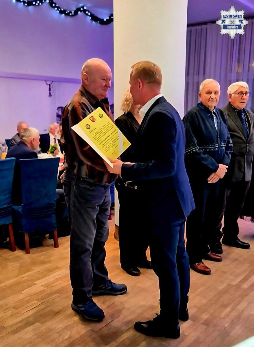 Zdjęcie w galerii na portalu naszraciborz.pl: Uroczyste spotkanie raciborskiego koła Stowarzyszenia Emerytów i Rencistów Policyjnych wiadomości z regionu