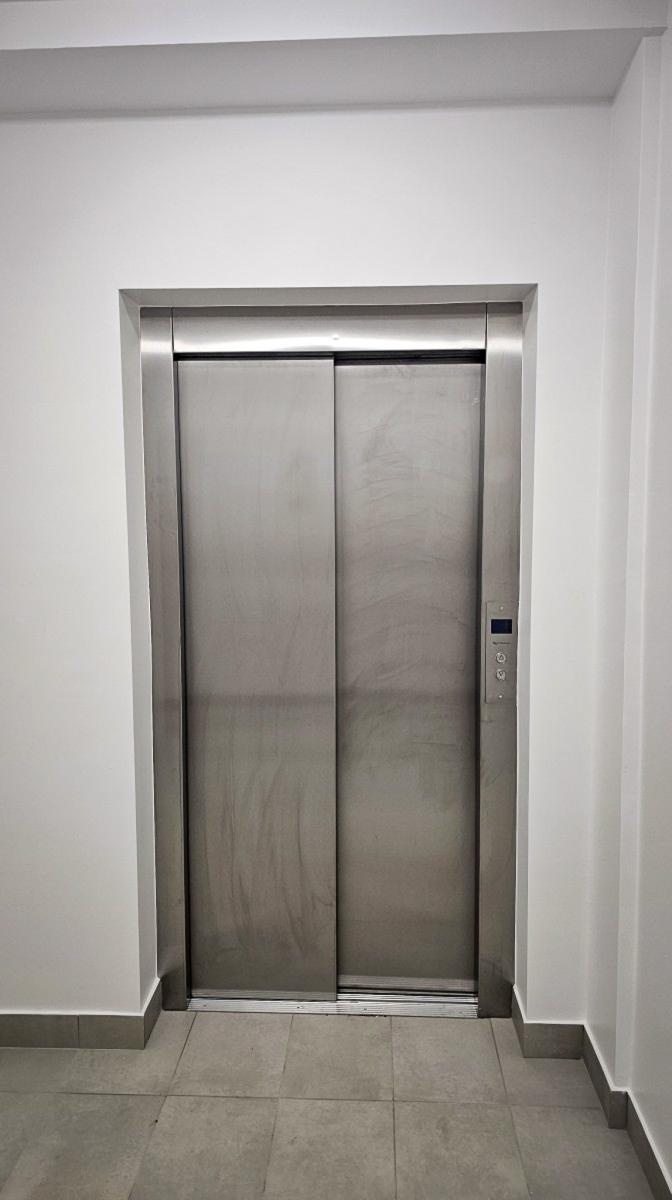 Zdjęcie w galerii na portalu naszraciborz.pl: Lokatorzy odebrali klucze. Pierwszy z dwóch nowych bloków przy Łąkowej gotowy do zamieszkania [FOTO] wiadomości z regionu