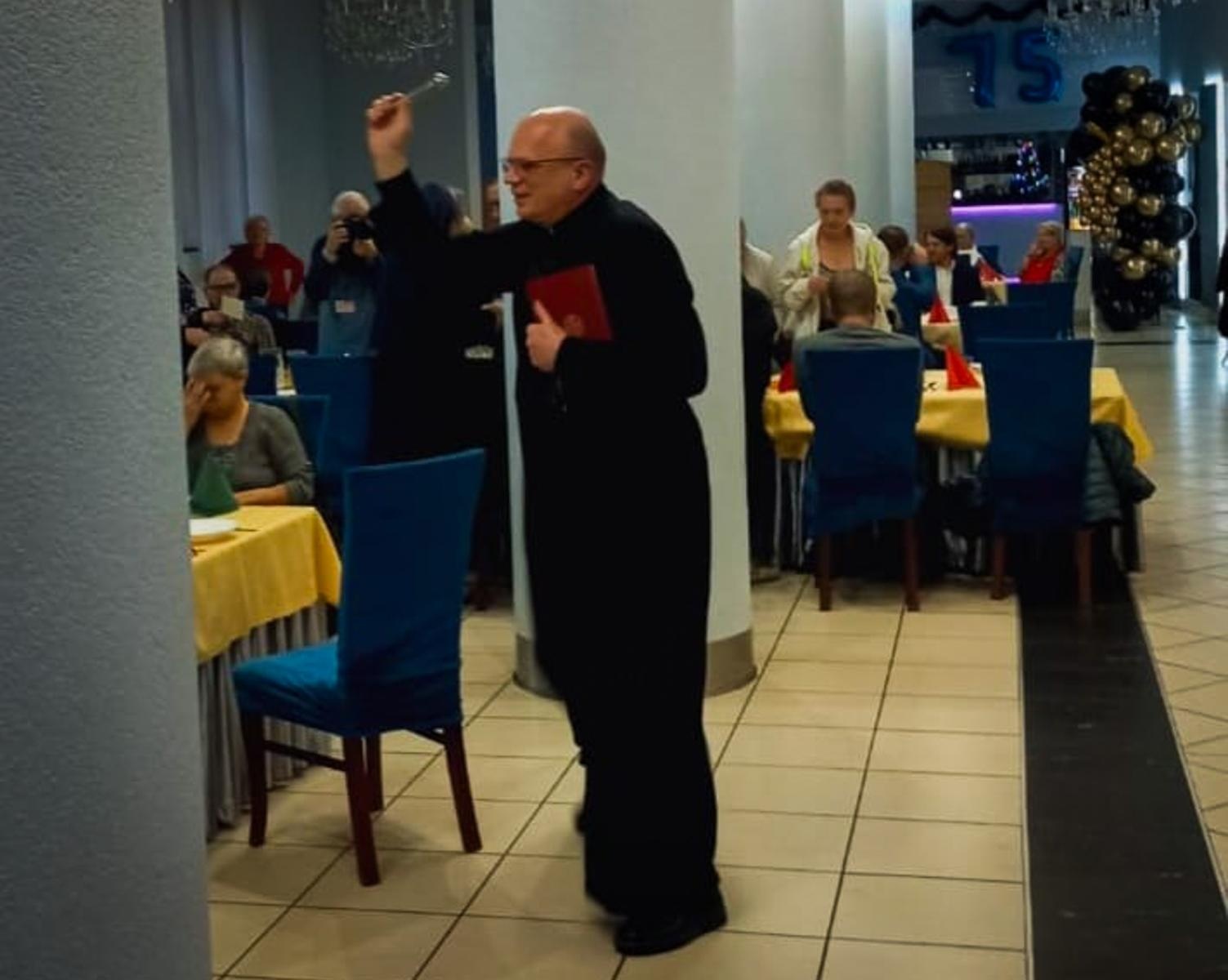 Zdjęcie w galerii na portalu naszraciborz.pl: Bożonarodzeniowe spotkanie integracyjne dla samotnych mieszkańców Raciborza wiadomości z regionu