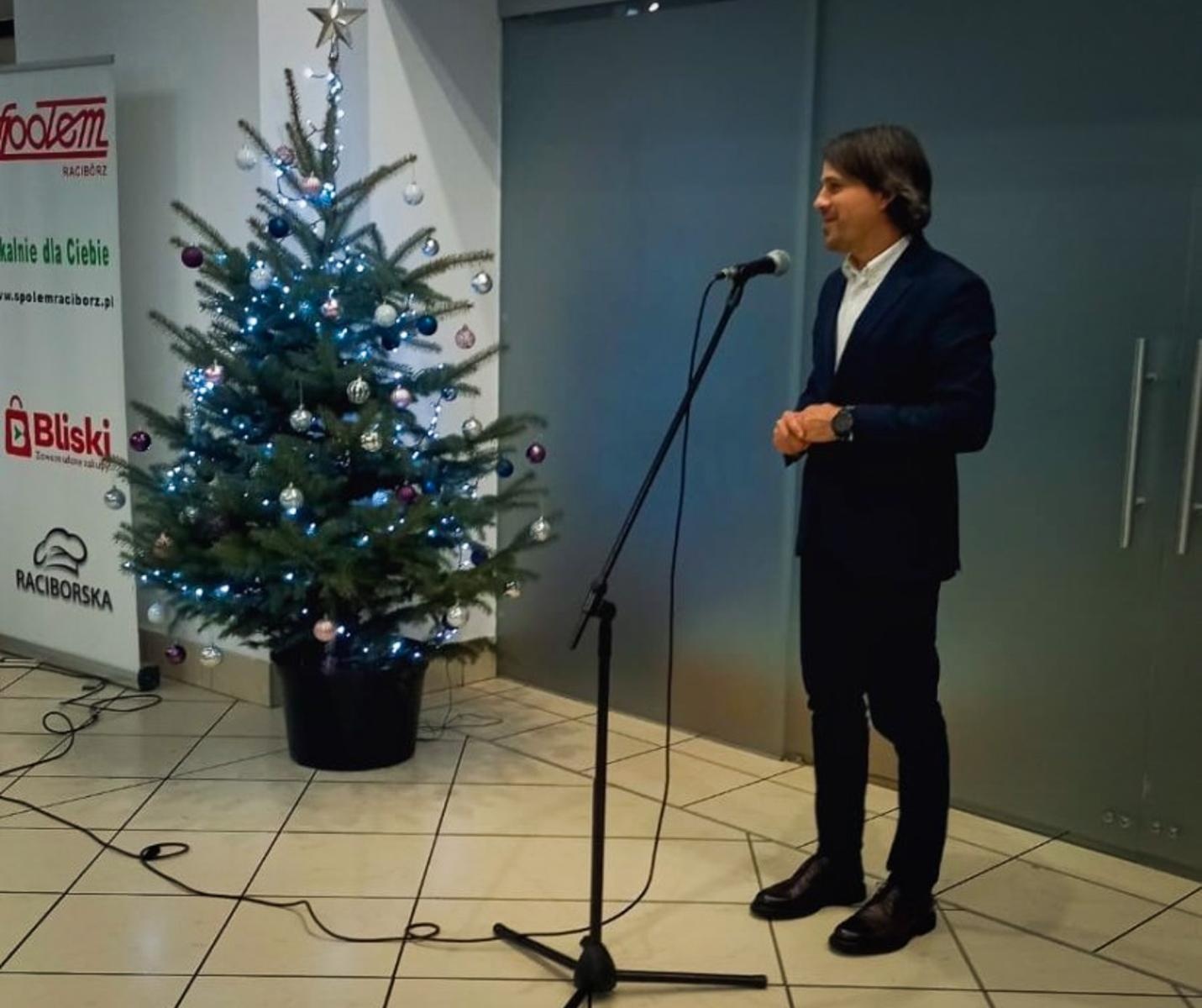 Zdjęcie w galerii na portalu naszraciborz.pl: Bożonarodzeniowe spotkanie integracyjne dla samotnych mieszkańców Raciborza wiadomości z regionu