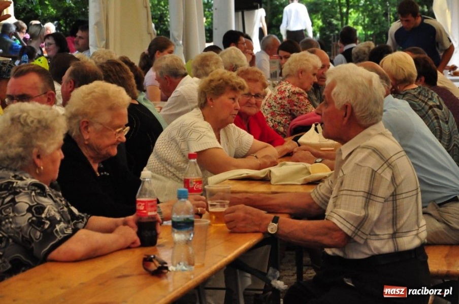 Zdjęcie w galerii na portalu naszraciborz.pl: W gościnie u św. Urbana wiadomości z regionu