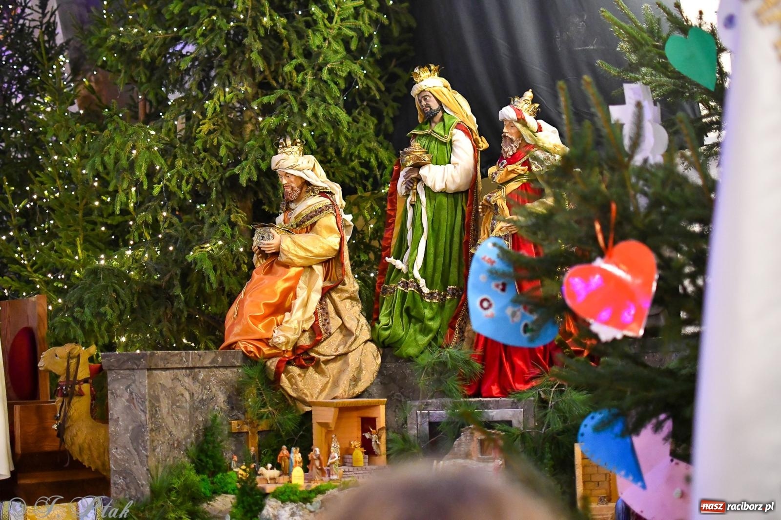 Zdjęcie w galerii na portalu naszraciborz.pl: Cicha noc rozbrzmiała w raciborskich świątyniach. Boże Narodzenie jako święto wiary i bliskości [FOTO i WIDEO] wiadomości z regionu
