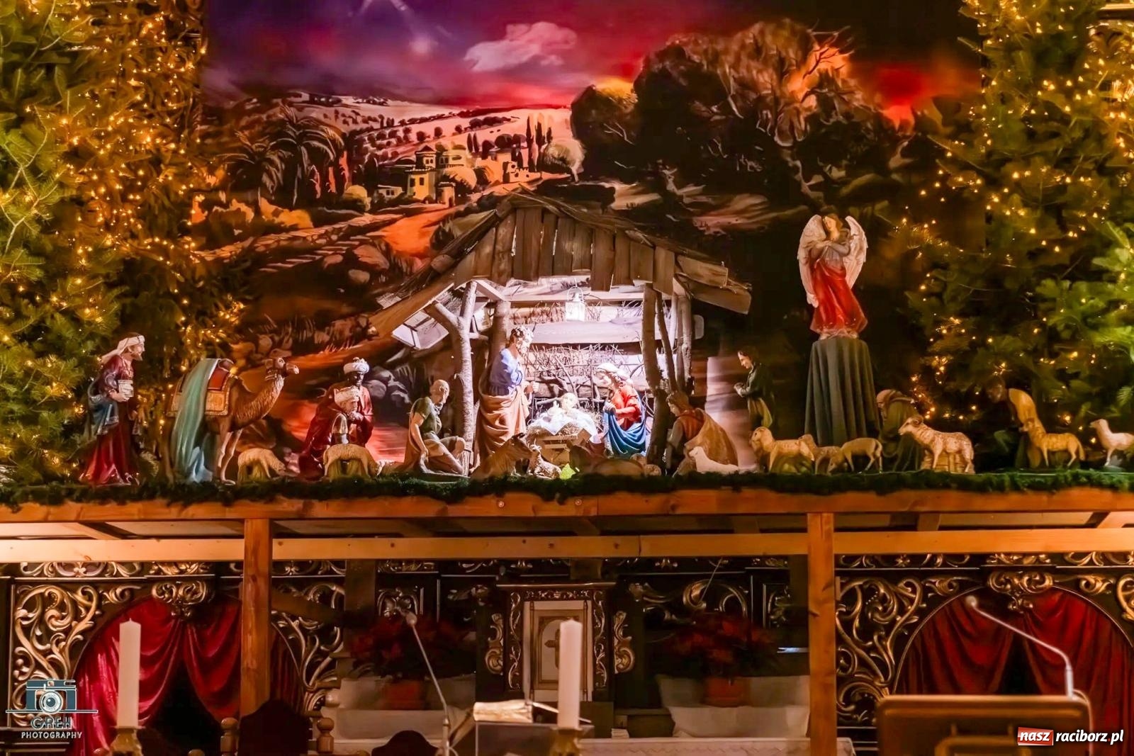 Zdjęcie w galerii na portalu naszraciborz.pl: Cicha noc rozbrzmiała w raciborskich świątyniach. Boże Narodzenie jako święto wiary i bliskości [FOTO i WIDEO] wiadomości z regionu