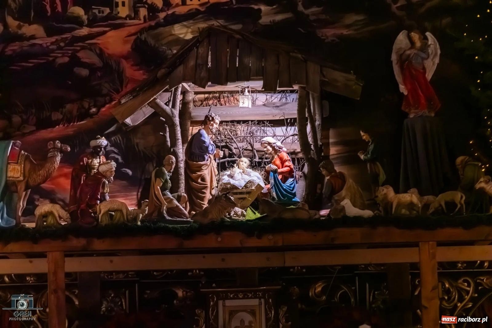Zdjęcie w galerii na portalu naszraciborz.pl: Cicha noc rozbrzmiała w raciborskich świątyniach. Boże Narodzenie jako święto wiary i bliskości [FOTO i WIDEO] wiadomości z regionu