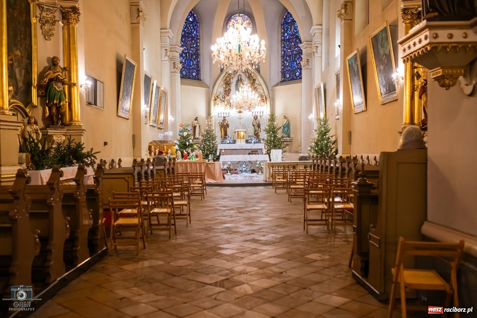 Zdjęcie w galerii na portalu naszraciborz.pl: Cicha noc rozbrzmiała w raciborskich świątyniach. Boże Narodzenie jako święto wiary i bliskości [FOTO i WIDEO] wiadomości z regionu