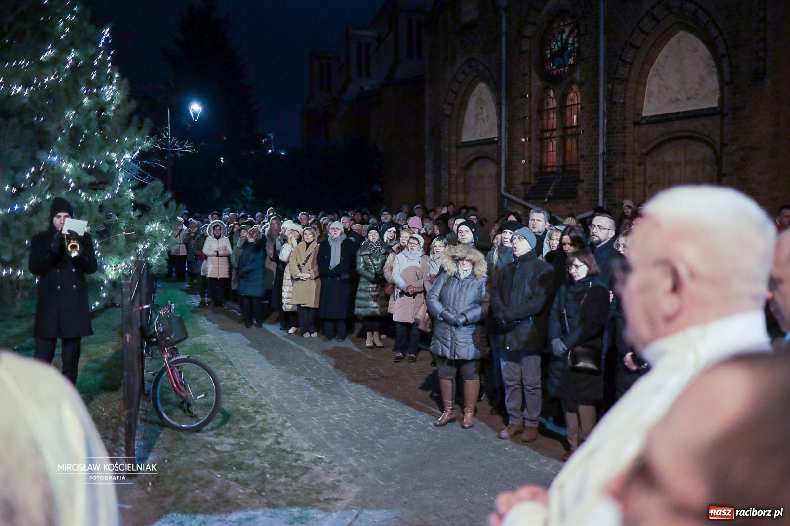 Zdjęcie w galerii na portalu naszraciborz.pl: Cicha noc rozbrzmiała w raciborskich świątyniach. Boże Narodzenie jako święto wiary i bliskości [FOTO i WIDEO] wiadomości z regionu