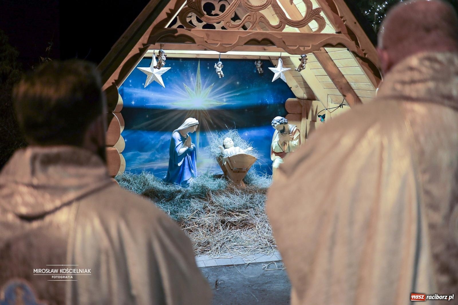 Zdjęcie w galerii na portalu naszraciborz.pl: Cicha noc rozbrzmiała w raciborskich świątyniach. Boże Narodzenie jako święto wiary i bliskości [FOTO i WIDEO] wiadomości z regionu