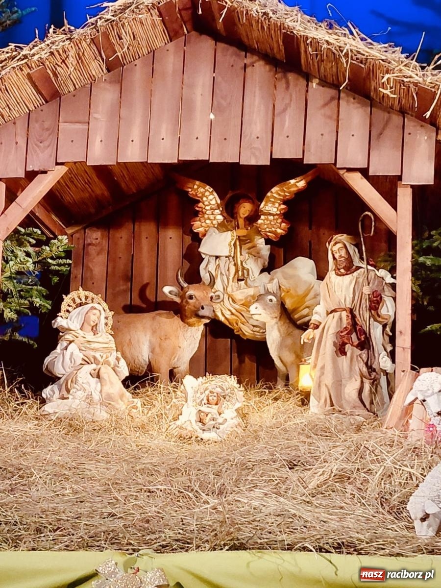 Zdjęcie w galerii na portalu naszraciborz.pl: Cicha noc rozbrzmiała w raciborskich świątyniach. Boże Narodzenie jako święto wiary i bliskości [FOTO i WIDEO] wiadomości z regionu