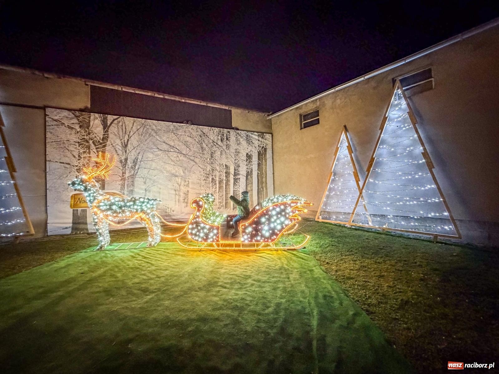 Zdjęcie w galerii na portalu naszraciborz.pl: Griswoldowo niedaleko Raciborza. Nowa Wioska w świątecznej szacie [FOTO i WIDEO] wiadomości z regionu