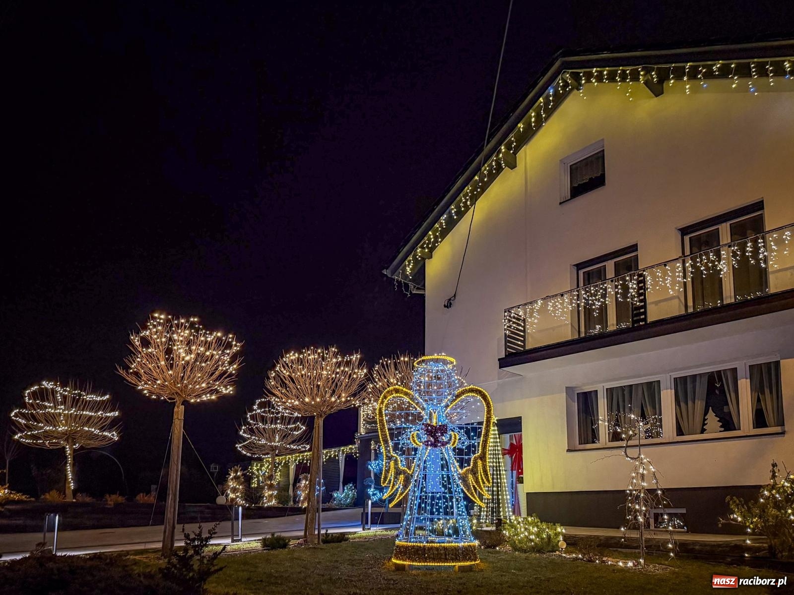 Zdjęcie w galerii na portalu naszraciborz.pl: Griswoldowo niedaleko Raciborza. Nowa Wioska w świątecznej szacie [FOTO i WIDEO] wiadomości z regionu