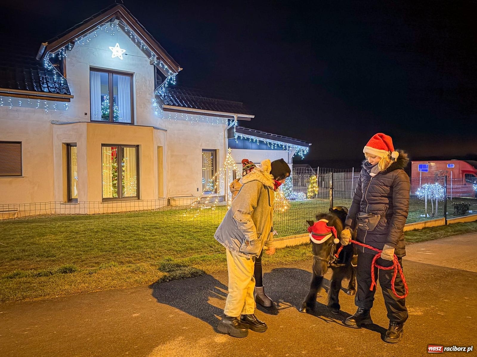 Zdjęcie w galerii na portalu naszraciborz.pl: Griswoldowo niedaleko Raciborza. Nowa Wioska w świątecznej szacie [FOTO i WIDEO] wiadomości z regionu