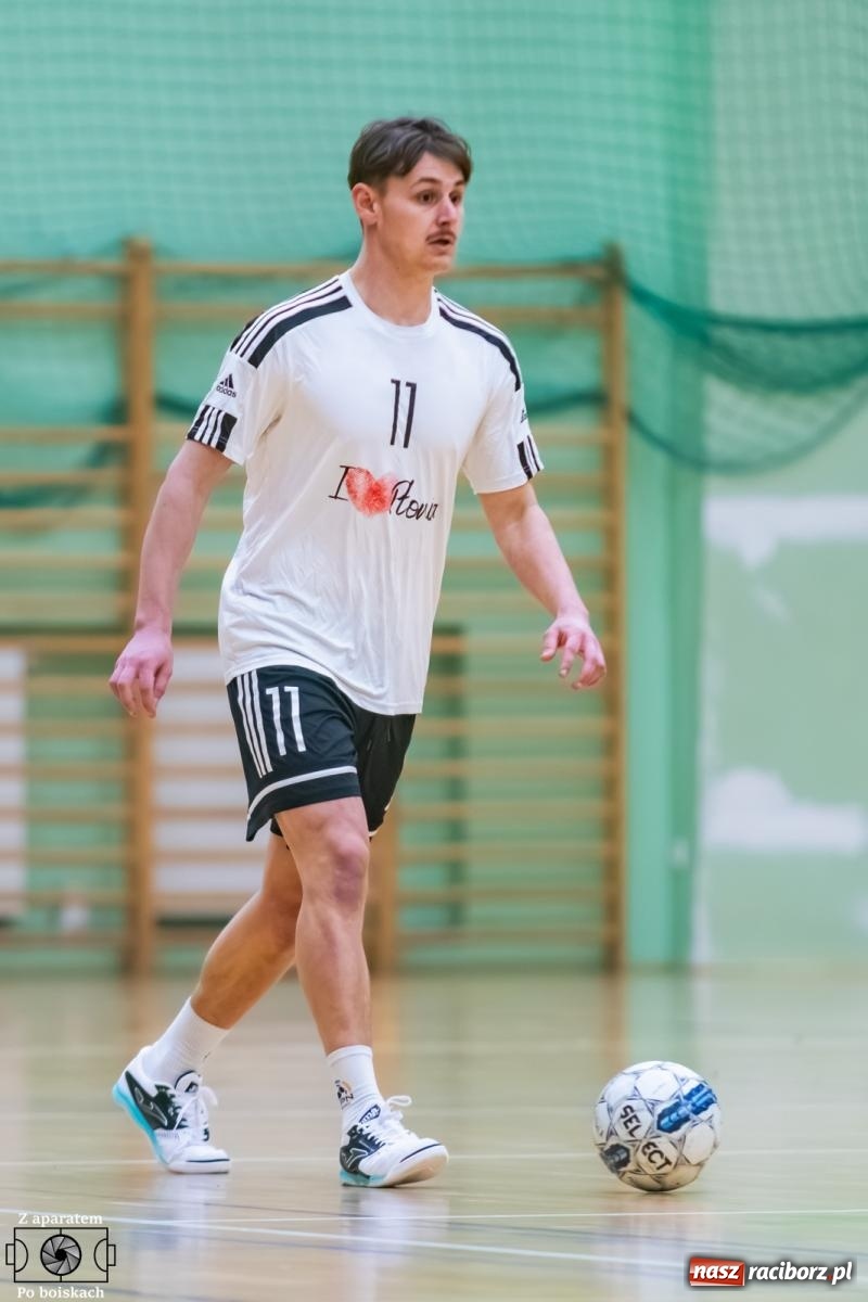 Zdjęcie w galerii na portalu naszraciborz.pl: Pierwszoligowe granie w HLPN. Wicher zgasił Płomień [FOTO] wiadomości z regionu