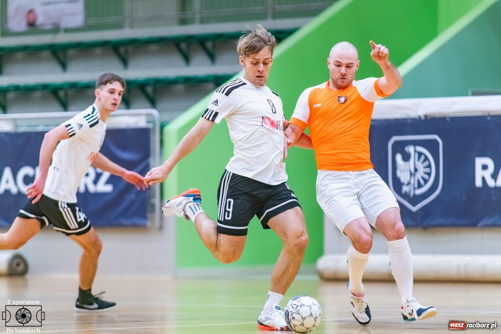 Zdjęcie w galerii na portalu naszraciborz.pl: Pierwszoligowe granie w HLPN. Wicher zgasił Płomień [FOTO] wiadomości z regionu