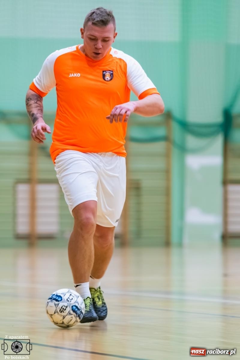 Zdjęcie w galerii na portalu naszraciborz.pl: Pierwszoligowe granie w HLPN. Wicher zgasił Płomień [FOTO] wiadomości z regionu