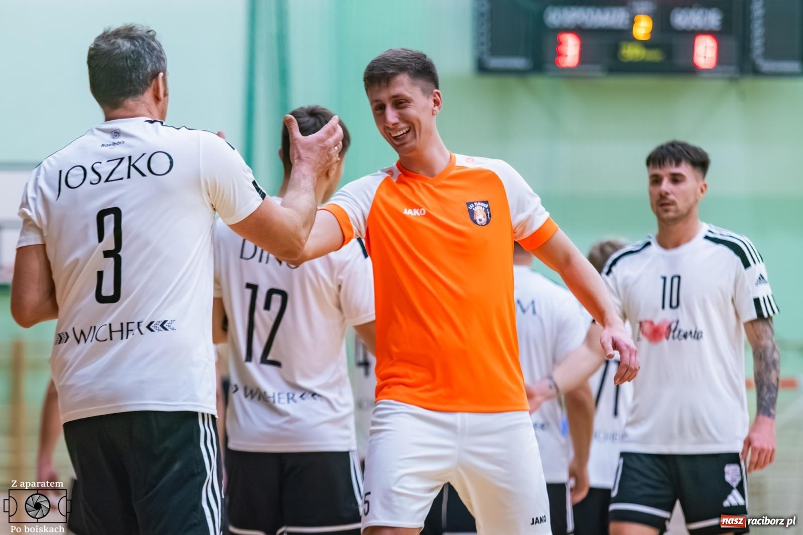 Zdjęcie w galerii na portalu naszraciborz.pl: Pierwszoligowe granie w HLPN. Wicher zgasił Płomień [FOTO] wiadomości z regionu