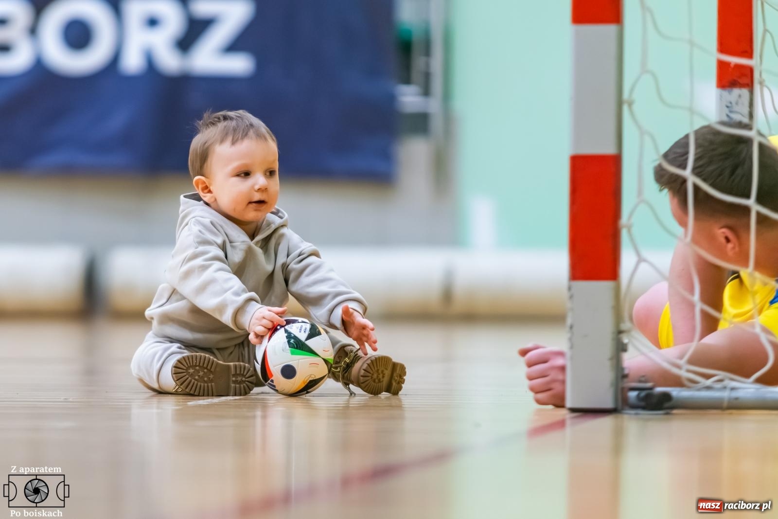 Zdjęcie w galerii na portalu naszraciborz.pl: Pierwszoligowe granie w HLPN. Wicher zgasił Płomień [FOTO] wiadomości z regionu