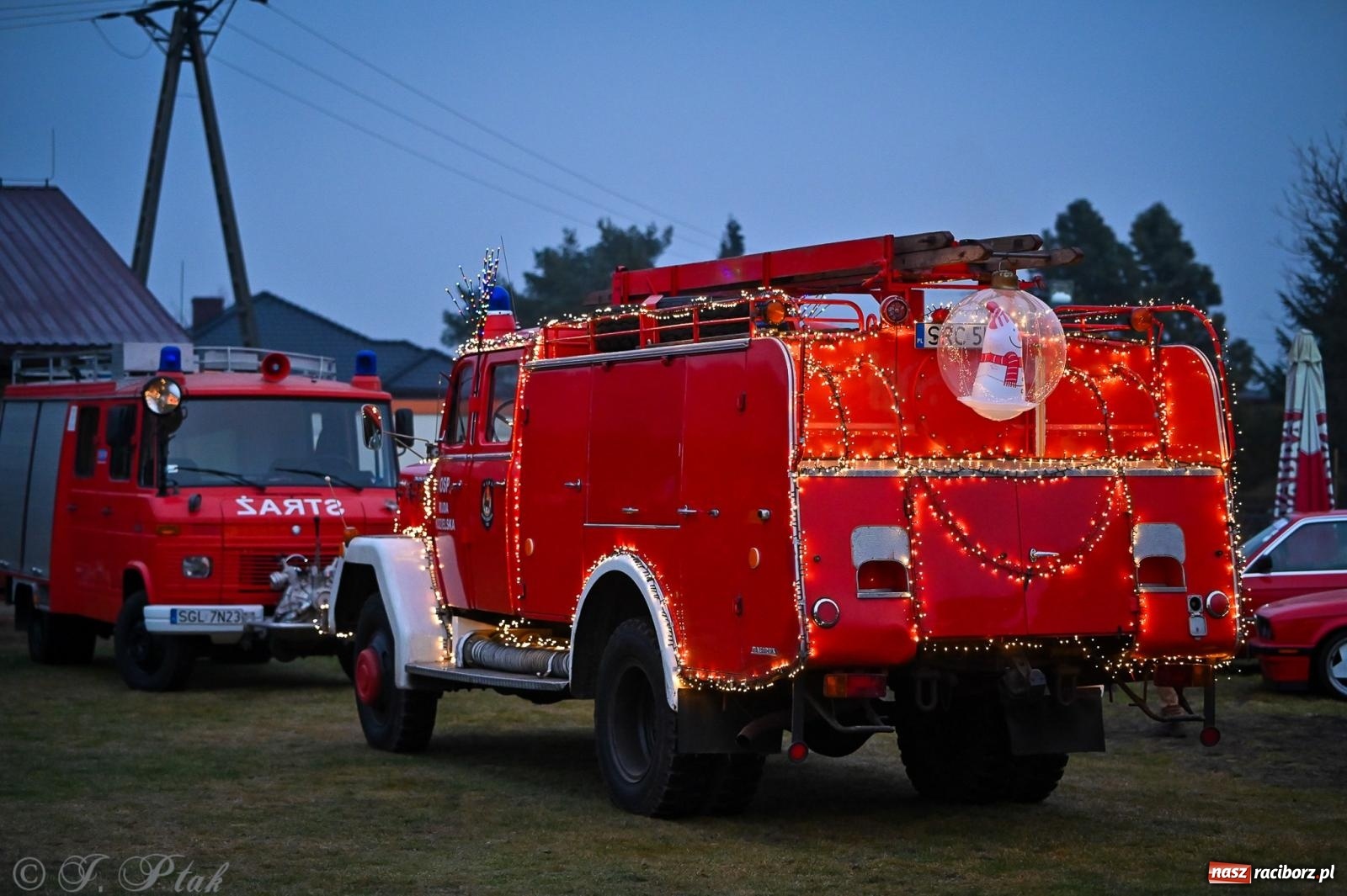 Zdjęcie w galerii na portalu naszraciborz.pl: Pierwsze wielkie rudzkie kolędowanie. Wspólne śpiewanie z Panem Babcią [FOTO i WIDEO] wiadomości z regionu