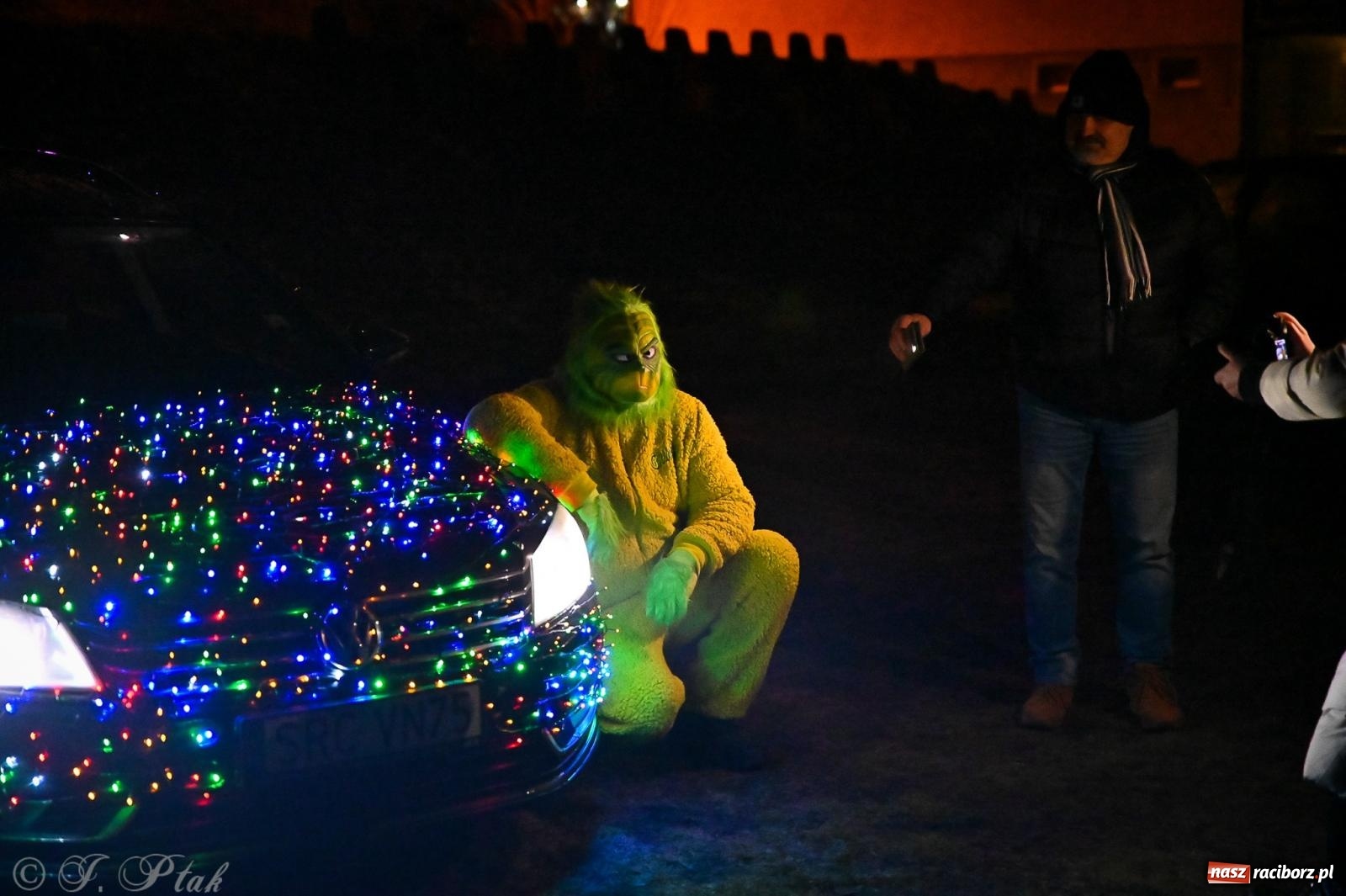 Zdjęcie w galerii na portalu naszraciborz.pl: Pierwsze wielkie rudzkie kolędowanie. Wspólne śpiewanie z Panem Babcią [FOTO i WIDEO] wiadomości z regionu