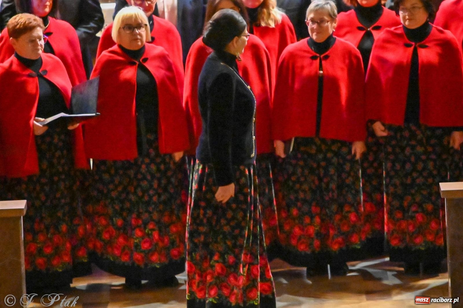 Zdjęcie w galerii na portalu naszraciborz.pl: Wieczór kolęd i pastorałek w kościele św. Paschalisa na Płoni [FOTO i WIDEO] wiadomości z regionu