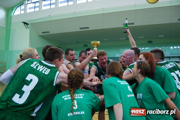 Zdjęcie w galerii na portalu naszraciborz.pl: Gracze Sneakers4U mistrzami ALK wiadomości z regionu