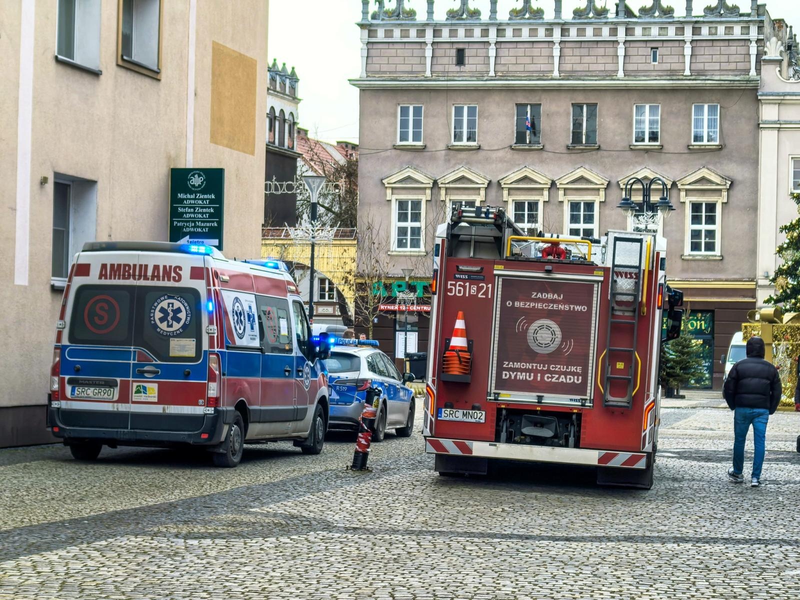 Zdjęcie w galerii na portalu naszraciborz.pl: Interwencja służb w sąsiedztwie Rynku wiadomości z regionu
