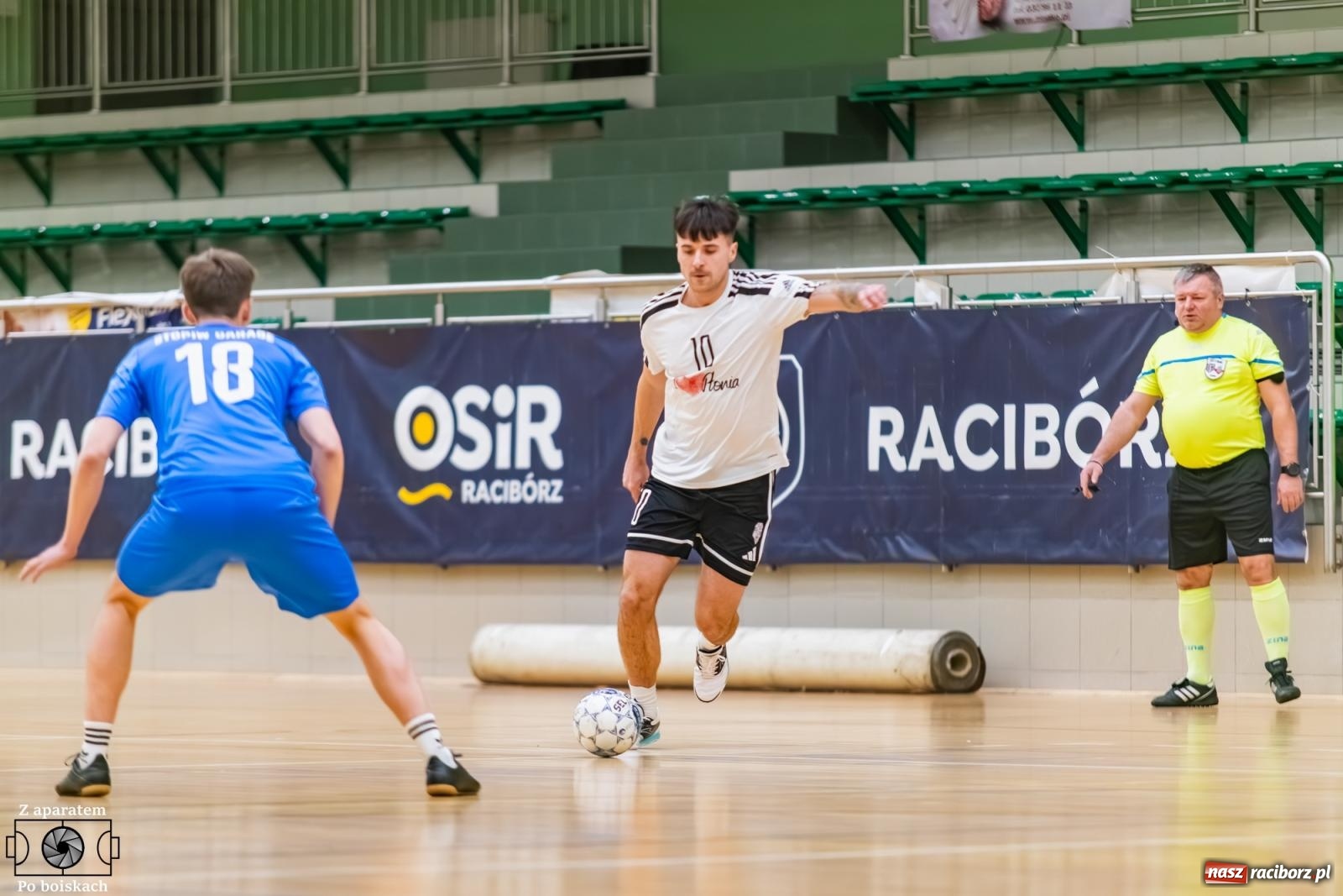 Zdjęcie w galerii na portalu naszraciborz.pl: Futsalowe dreszczowce w hali przy Łąkowej [FOTO] wiadomości z regionu