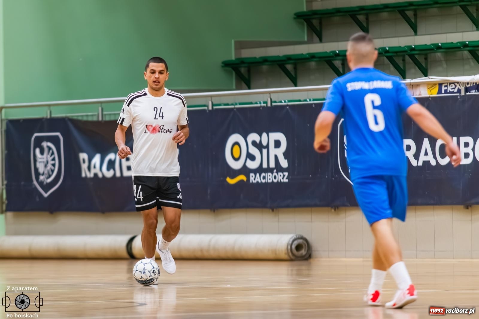 Zdjęcie w galerii na portalu naszraciborz.pl: Futsalowe dreszczowce w hali przy Łąkowej [FOTO] wiadomości z regionu