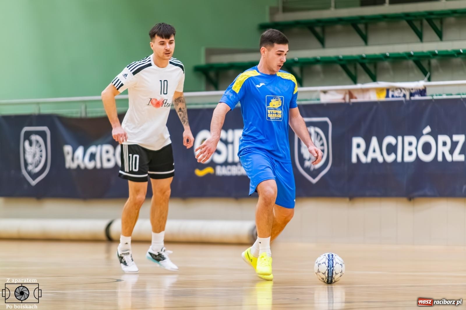 Zdjęcie w galerii na portalu naszraciborz.pl: Futsalowe dreszczowce w hali przy Łąkowej [FOTO] wiadomości z regionu